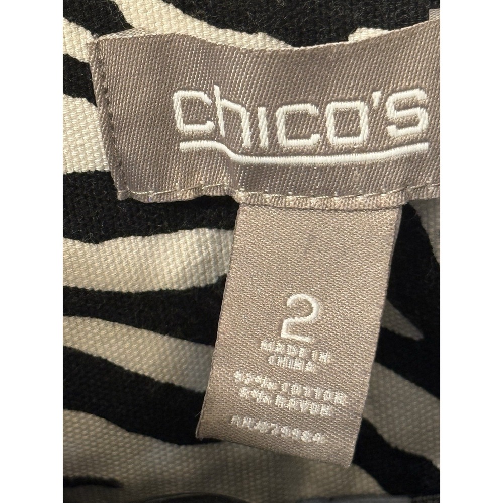 Chico's  Women's Size 2 (Ladies‎ 12) Zebra Black & White Print Jacket Button Up - Picture 8 of 14